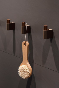 Настенный крючок из Замака и дуба