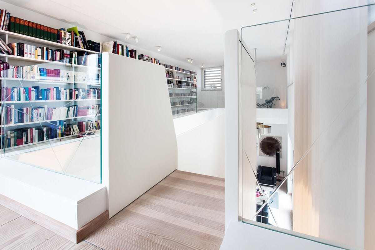 Самонесущая винтовая лестница Siller Treppen ARCH-00060780 - Вид №2