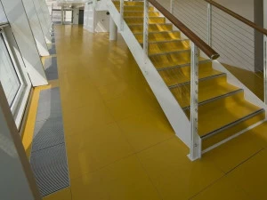 TARKETT Линолеум на полу