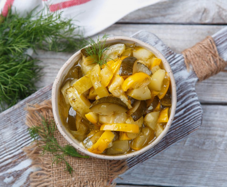 2122 Цукини маринованные Вкусляндия 