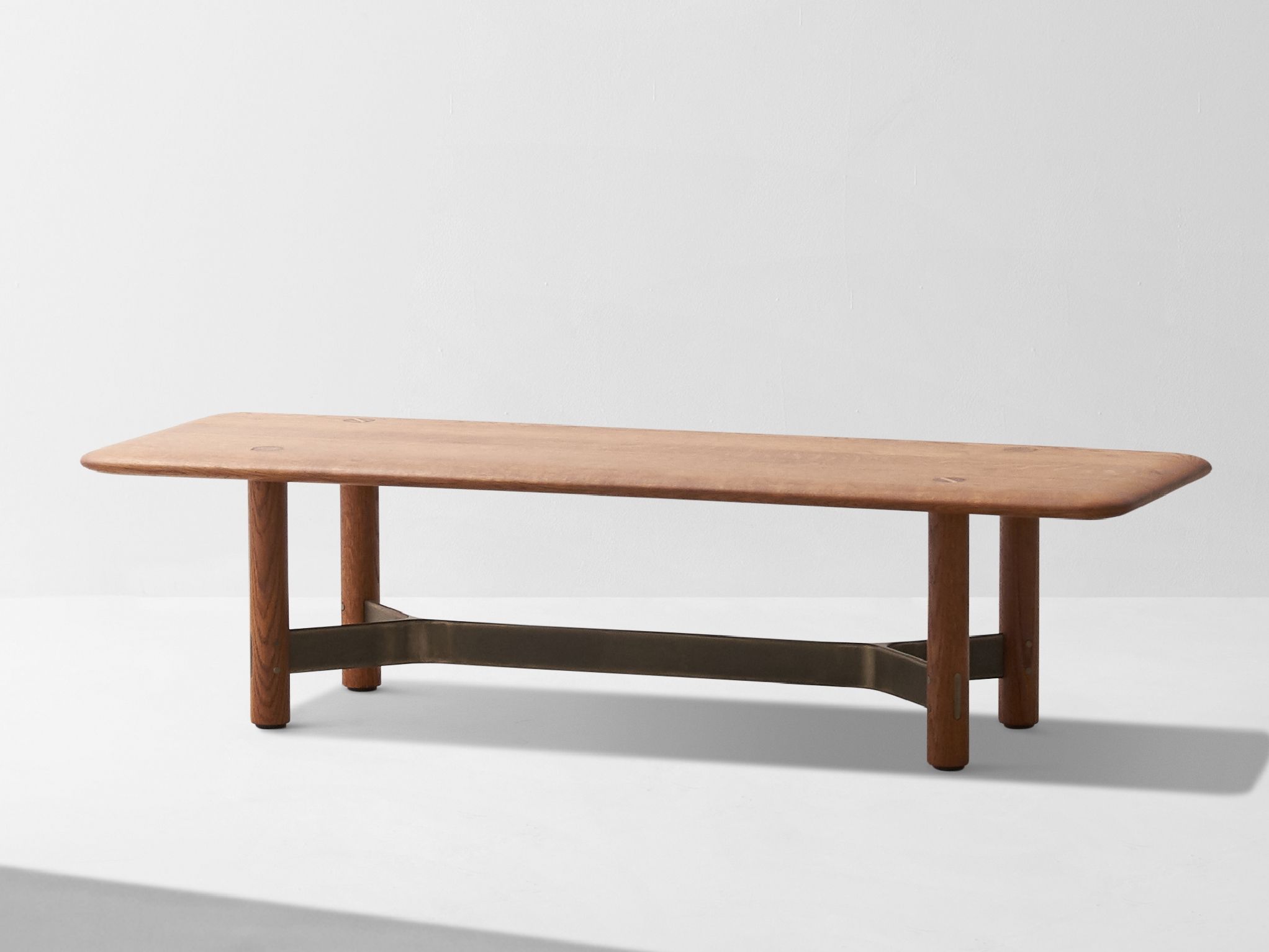 Прямоугольный низкий журнальный столик из дуба District Eight Stilt ARCH-00001936 - Вид №1