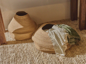 Корзина из мешковины