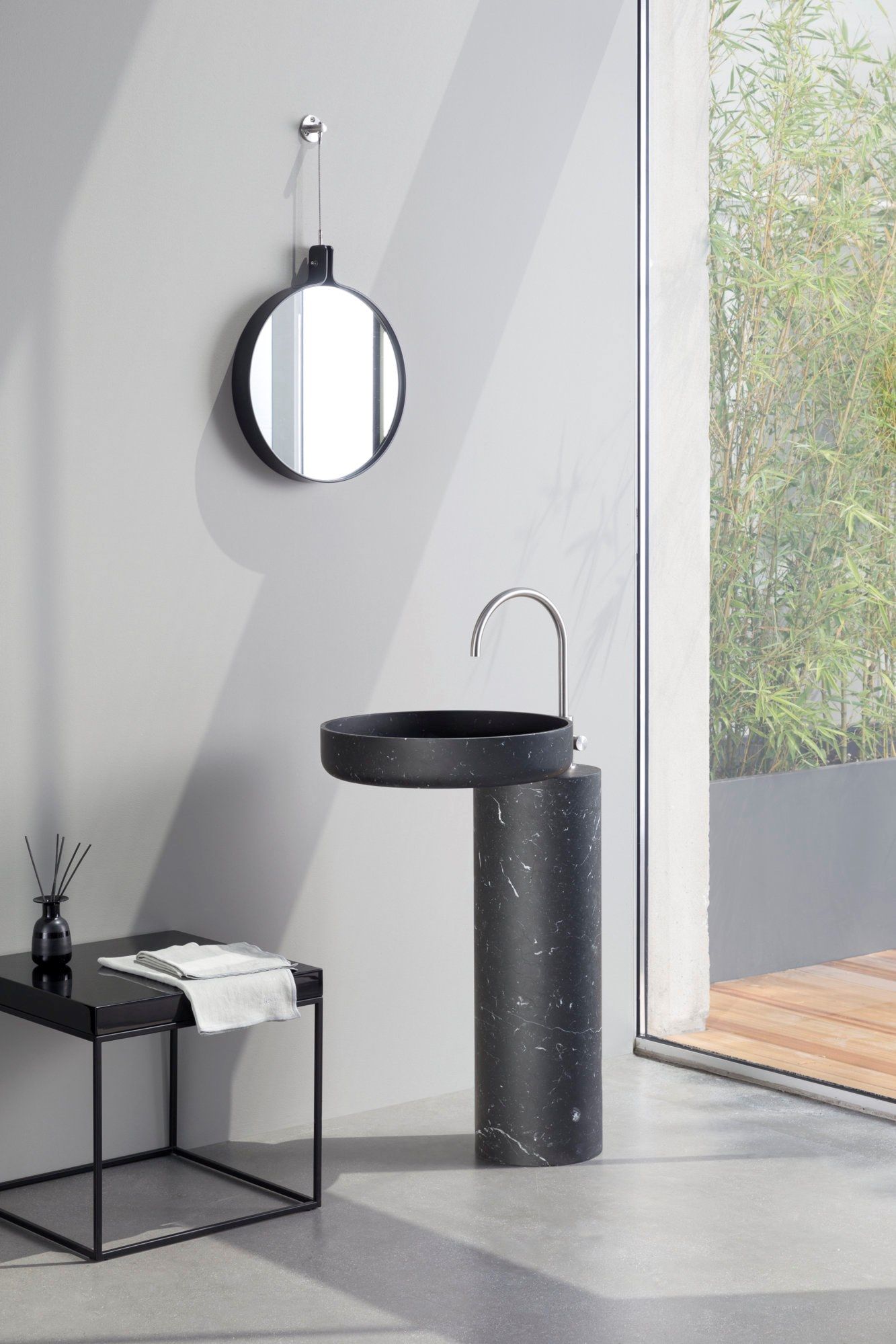 Круглый отдельно стоящий умывальник Rexa O_O ARCH-00058615 - Вид №1