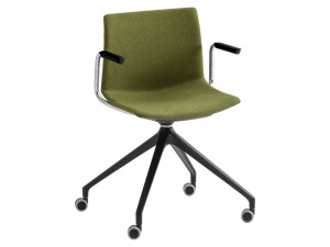 Вращающееся кресло с мягкими подлокотниками на насесте