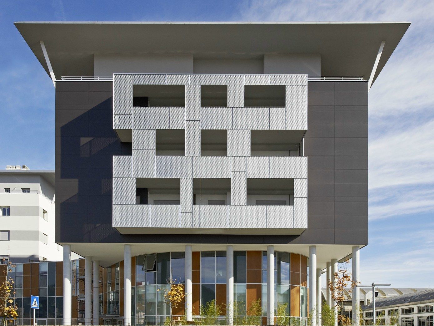 Вентилируемый фасад SWISSPEARL Swisspearl® ARCH-00108950 - Вид №87