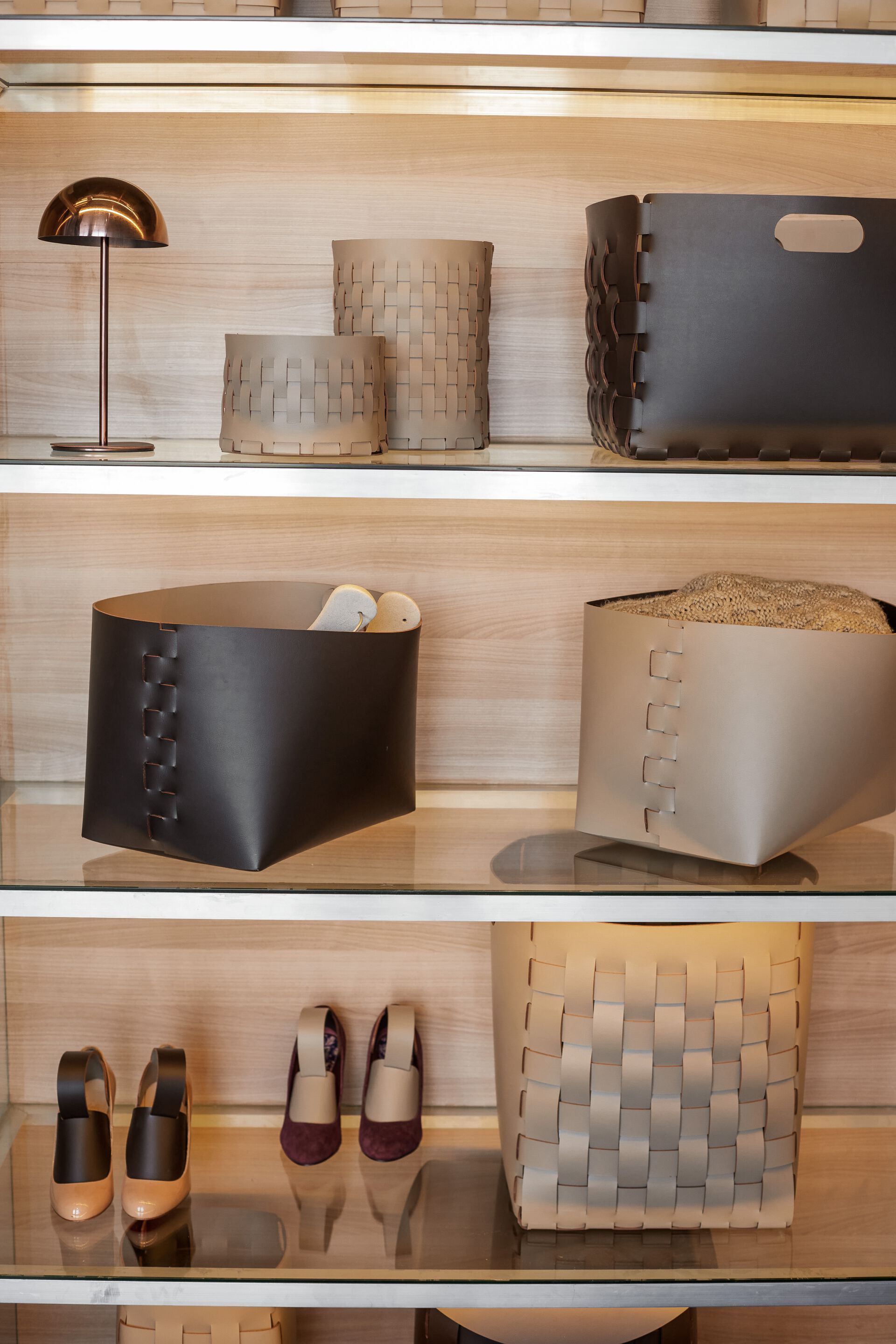 Кожаный и металлический аксессуар ADJ Porta-cappelli ARCH-00079961 - Вид №2