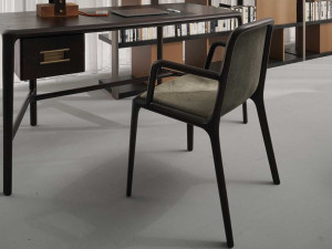 Деревянный мягкий стул для ресторана с подлокотниками