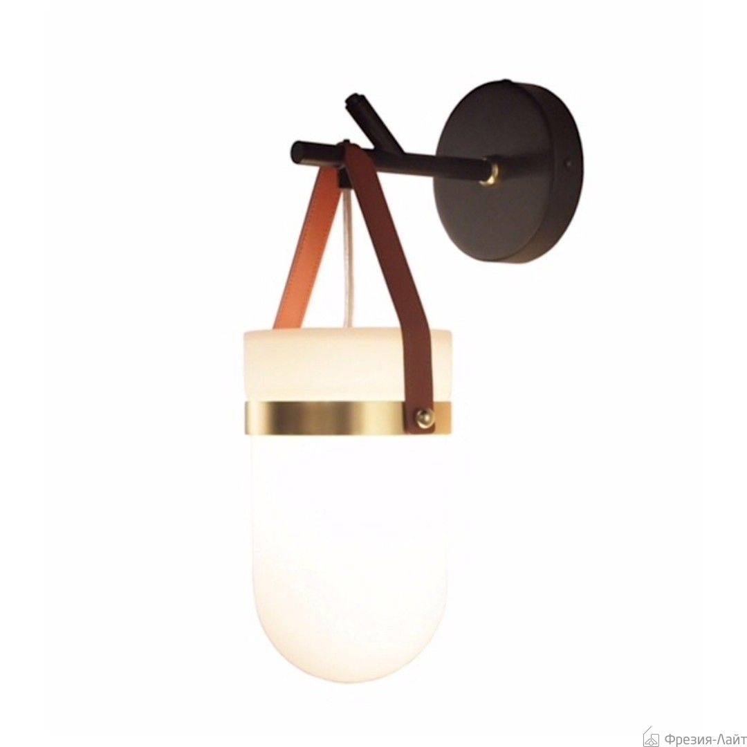 Aromas A1264 бра коричневая кожа /мат черн/мат латунь 117439