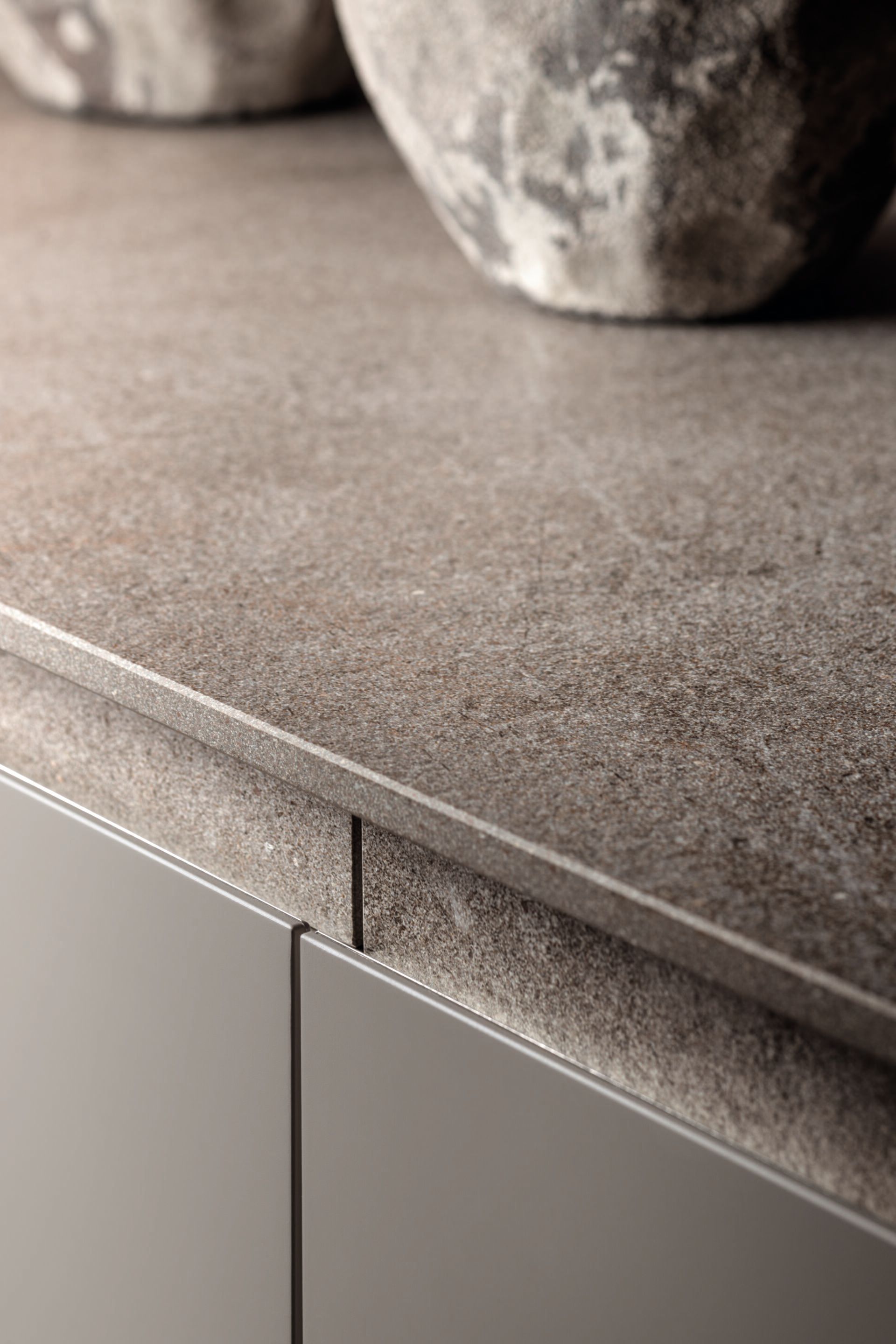 Деревянная и стеклянная кухня без ручек с островом Lago N. O. W ARCH-00139930 - Вид №5