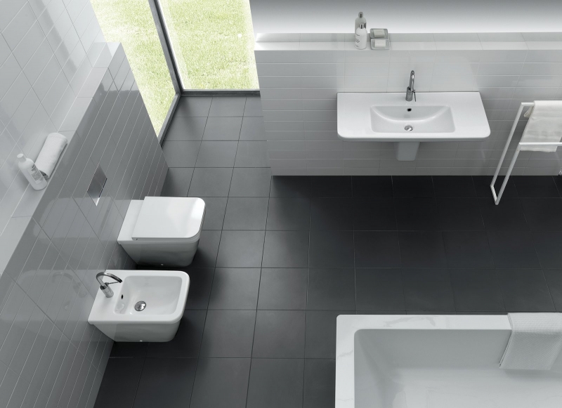 YXHU01 Erika Pro Q биде спиной к стене Hatria  - Вид №1