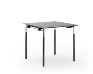 Квадратный складной стол