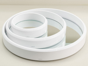 Круглый лоток из смолы с зеркалом