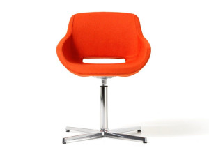 Тканевый стул с подлокотниками для залов ожидания