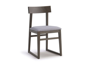 Деревянный стул сани с мягким сиденьем