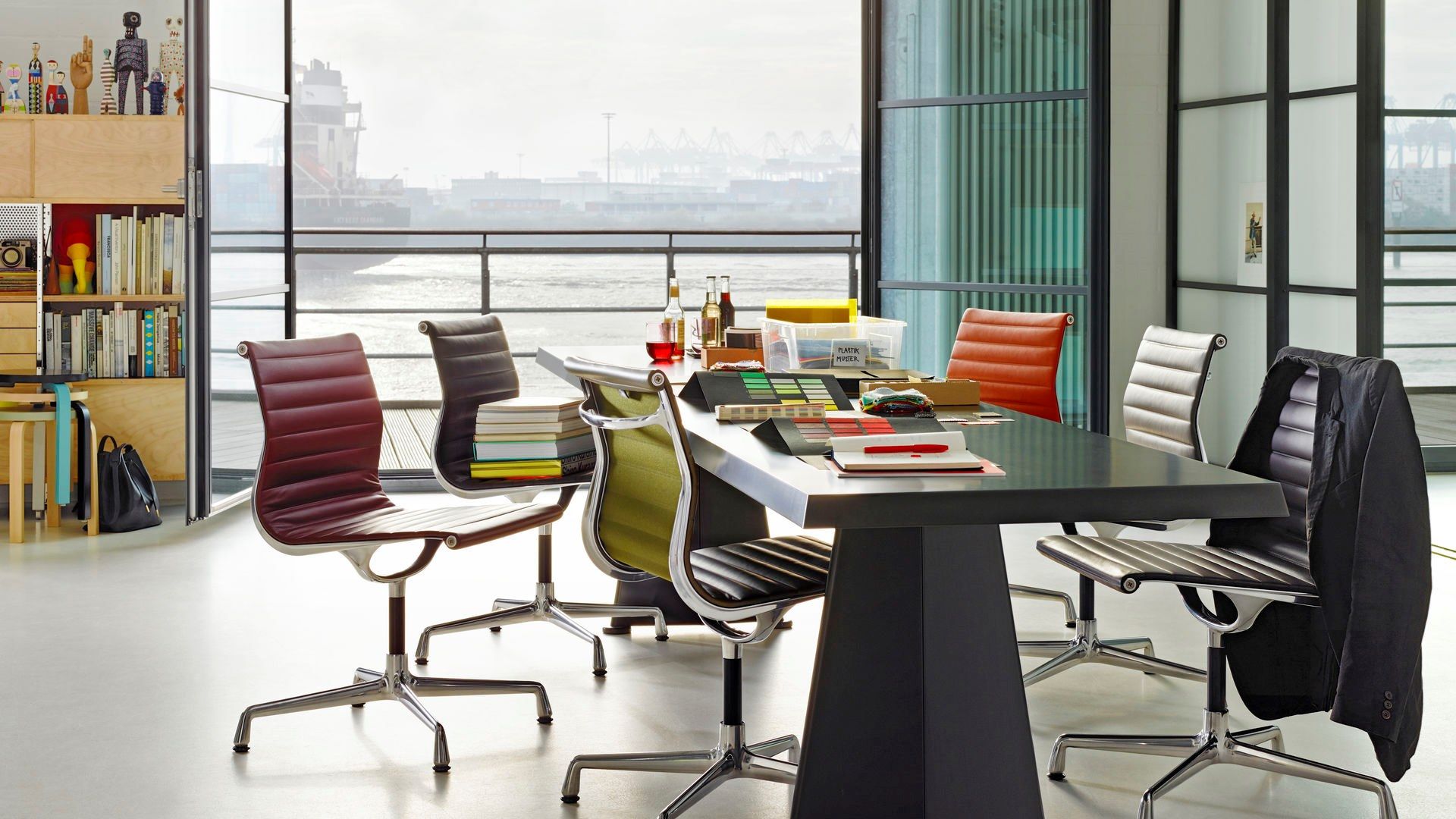 Стул из ткани VITRA Eames Aluminium Group ARCH-00115727 - Вид №2