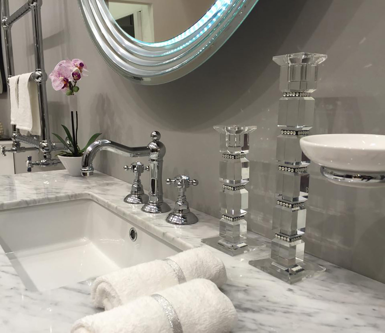 1427 ** 93 Смеситель для умывальника с поворотным изливом Nicolazzi Series Half Dome Crystal  - Вид №3