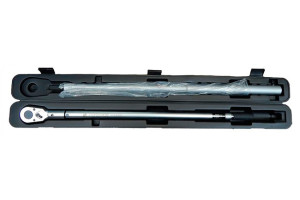 15880017 Динамометрический ключ 300-1500Hm, L=1035-1720 mm 647A602 FORCE