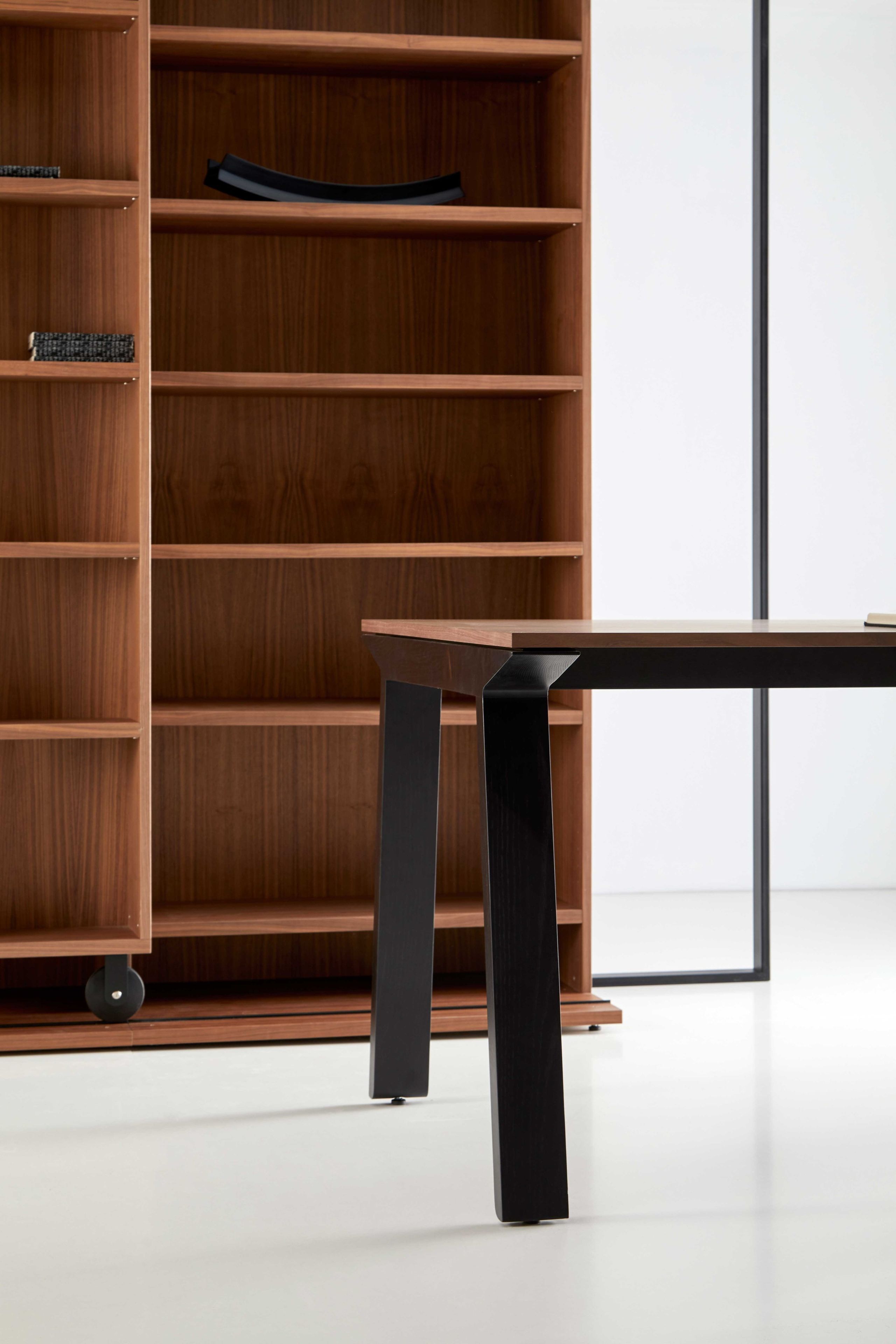 Деревянный прямоугольный рабочий стол Punt Mitix ARCH-00106024 - Вид №5