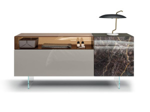 Стеклянный комод