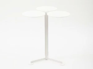 Danese Milano Стол из окрашенного металла на 3-звездочном основании Familia