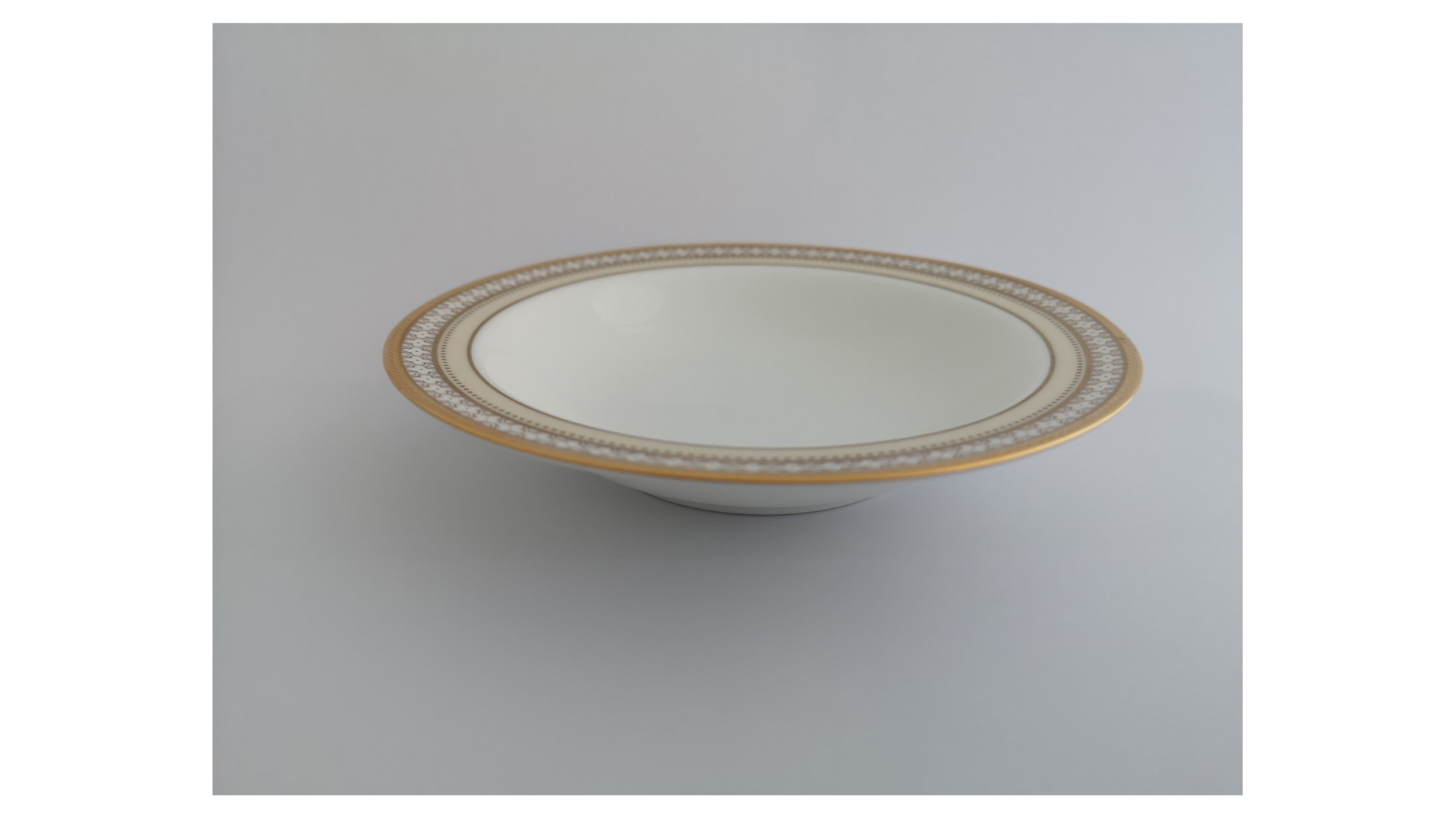 10644639 Noritake Чаша для десерта Noritake "Трефолио,золотой кант" 15,5см Фарфор, Керамика  - Вид №1