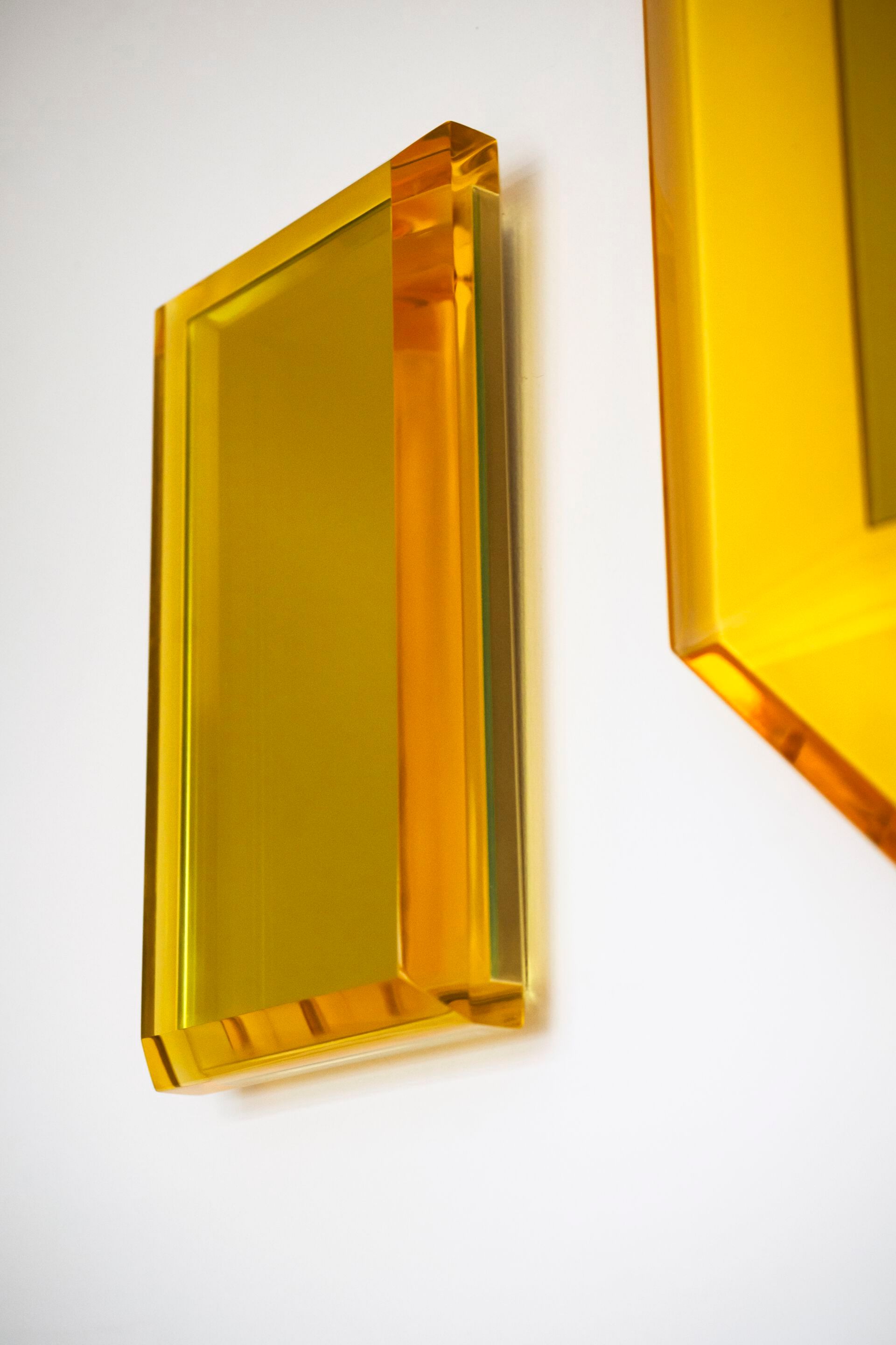 Зеркало из смолы Tacchini TACT & TRACE ARCH-00023532 - Вид №5