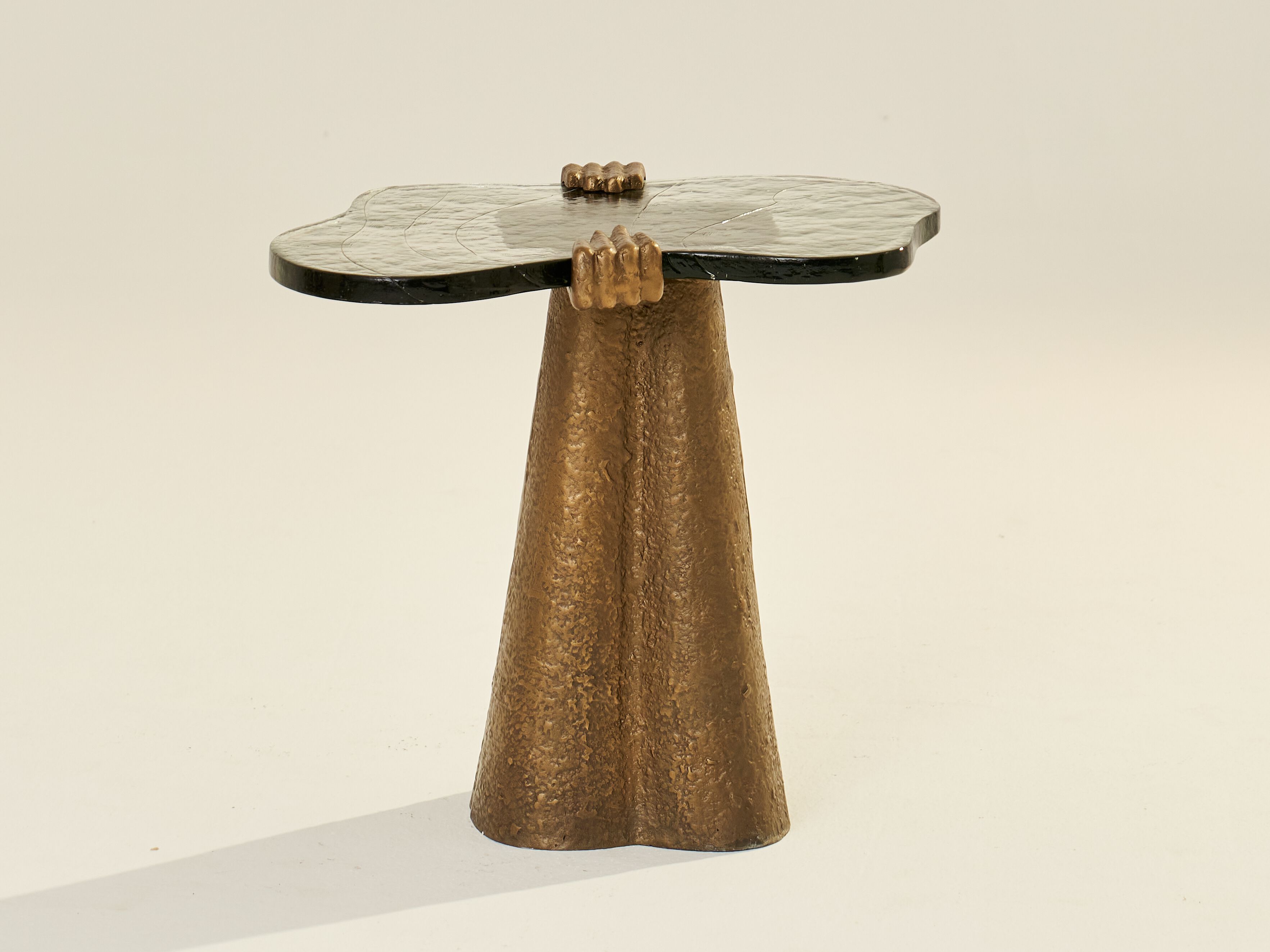 Журнальный столик из алюминия и стекла для гостиной LO Contemporary PAWS ARCH-00000149 - Вид №1