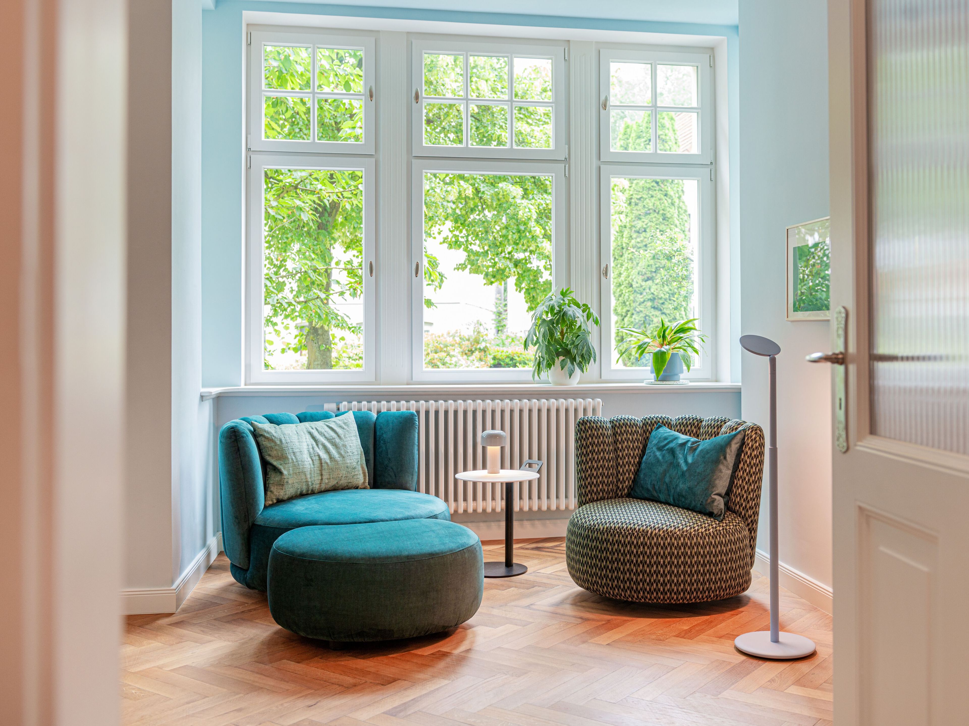 Тканевое кресло с подставкой для ног KFF ARCH-00148456 - Вид №7