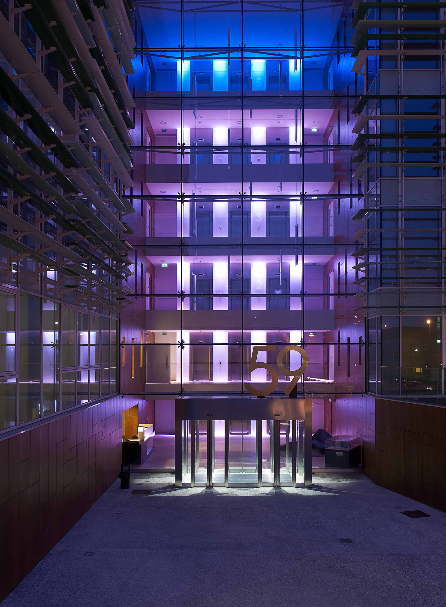 8392108 Встраиваемый в потолок светильник Platek MINI CORNICHE Incasso soffitto  MINI CORNICHE Ceiling recessed 100 mm - 4 LED RGBW 40°  - Вид №2