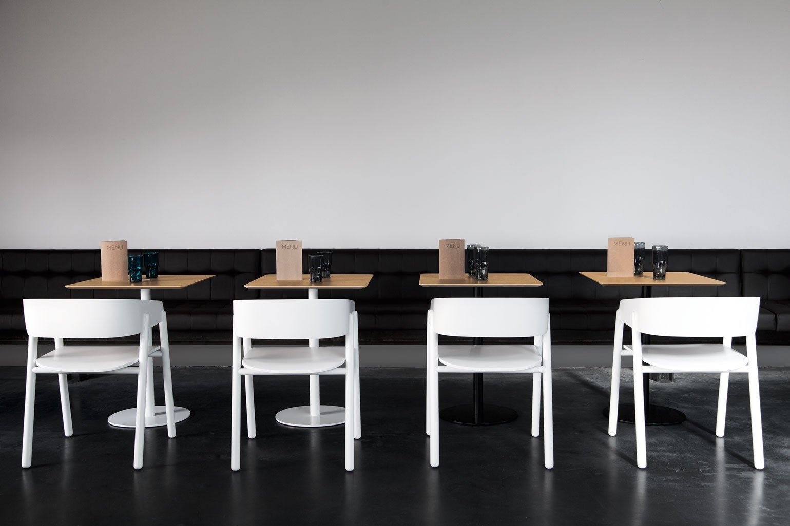 Квадратный стол из стали и дерева Punt ядро ARCH-00078667 - Вид №8