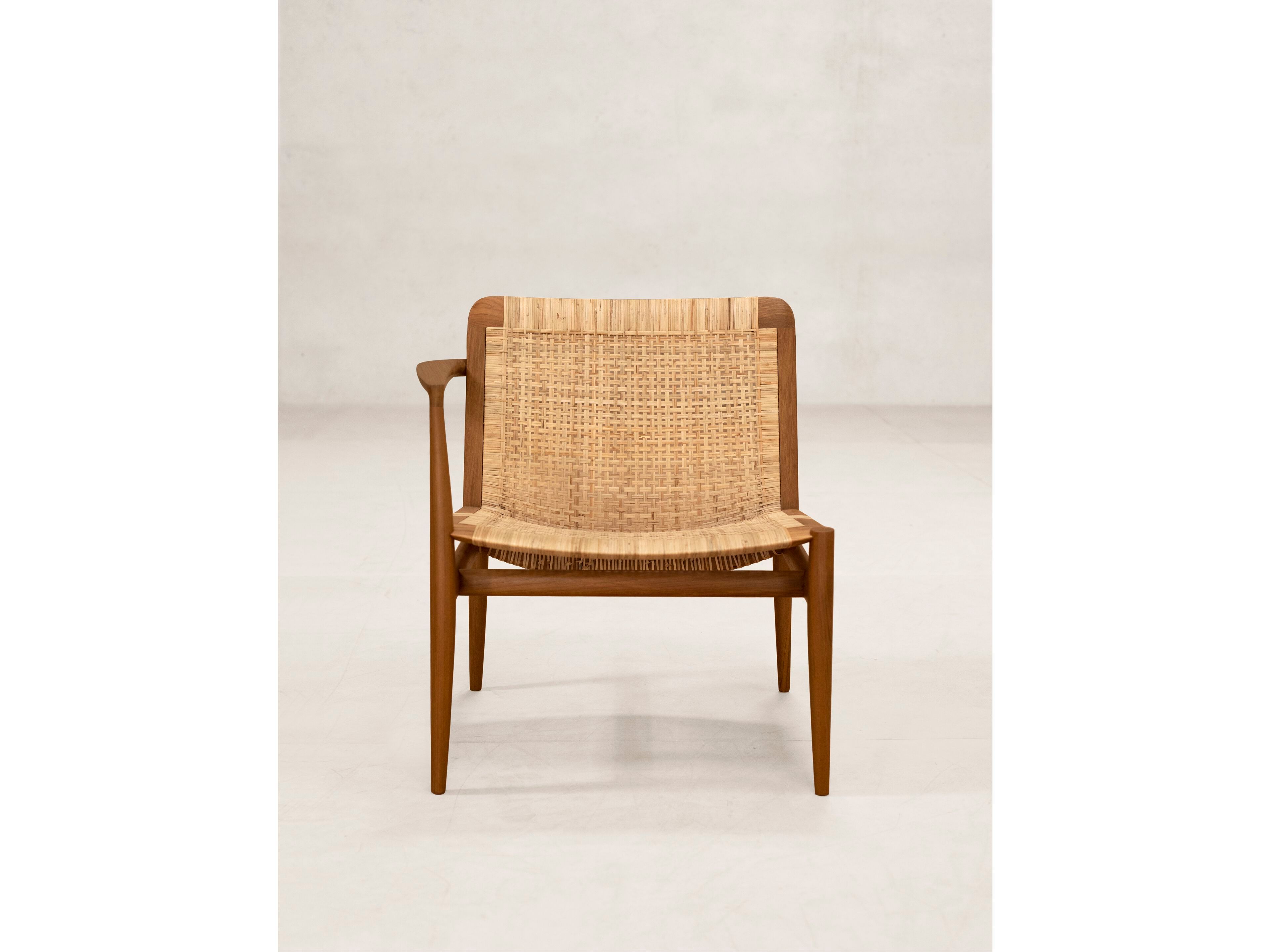 Стул из тикового дерева Phantom Hands Tangāli ARCH-00060356 - Вид №8