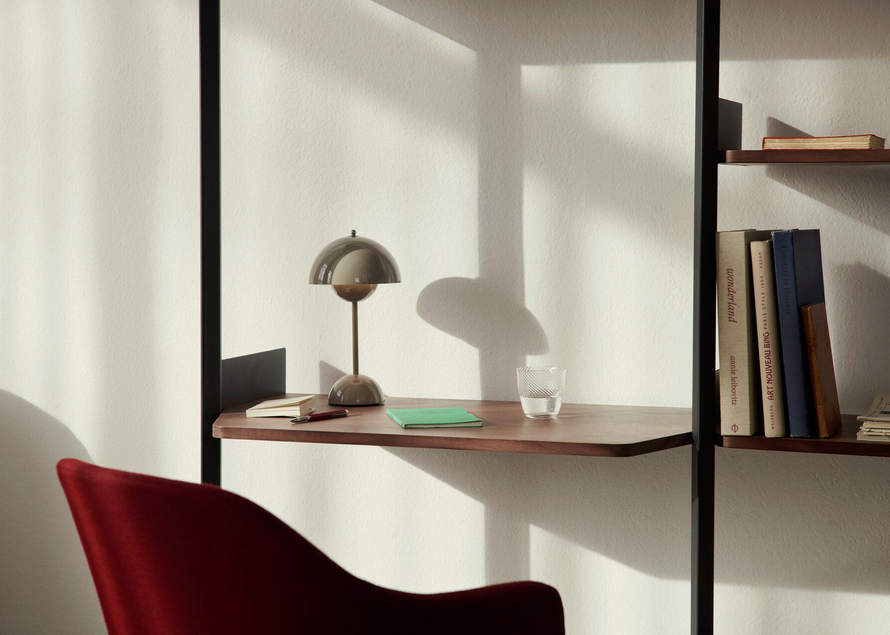 Модульная стальная стена с порошковым покрытием с письменным столом &Tradition Rombe ARCH-00101003 - Вид №4