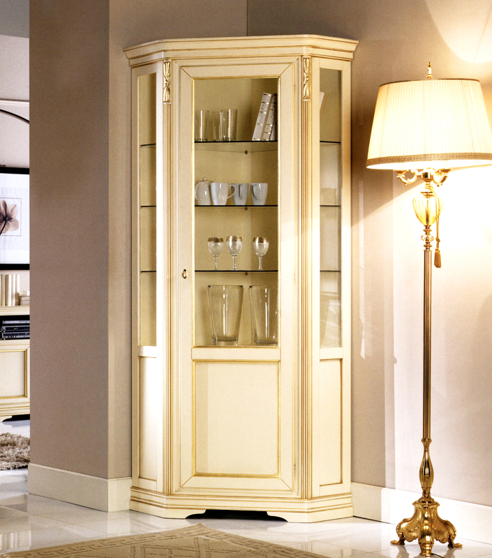 Витрина  BTC INTERNATIONAL 637T 