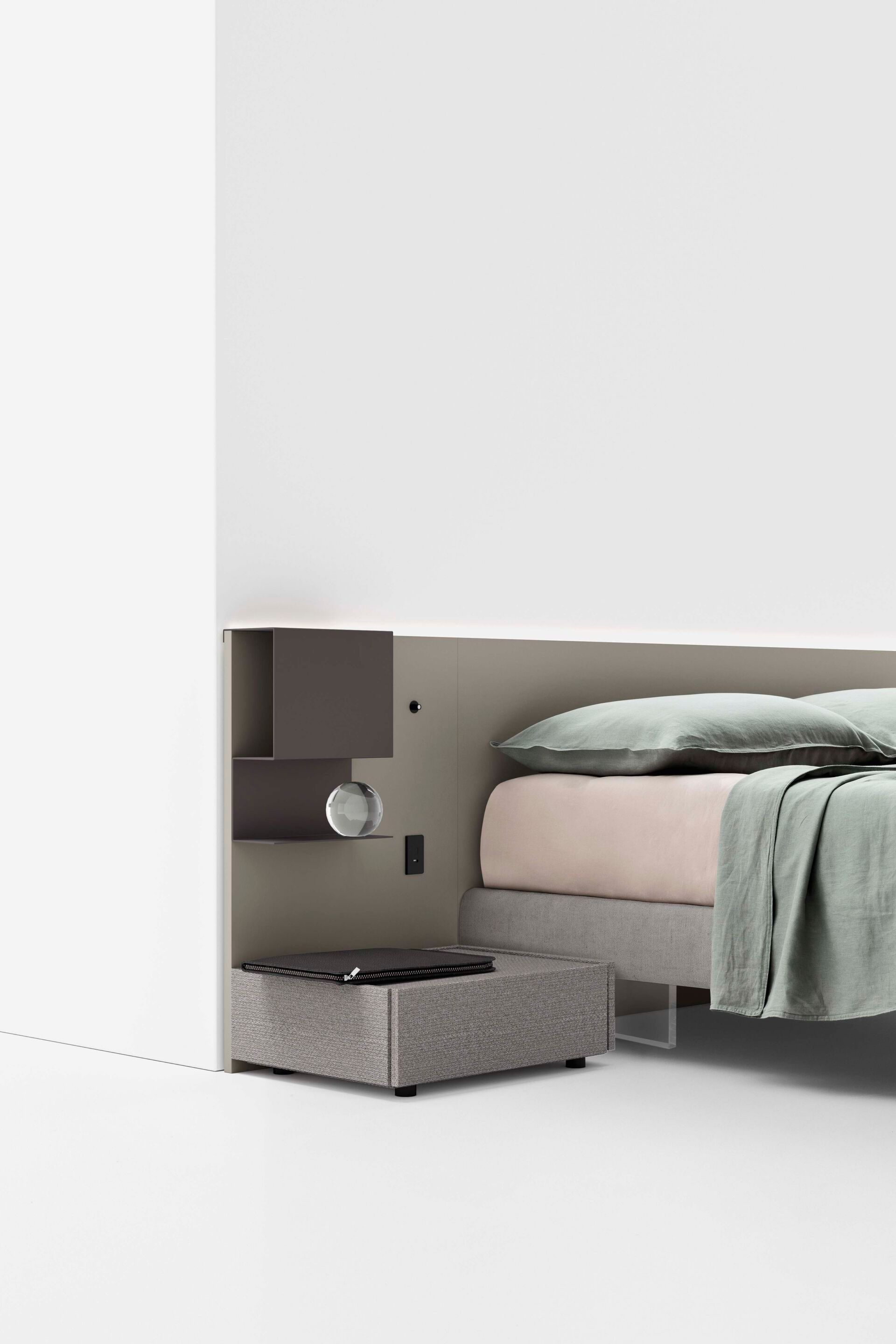 Высокое изголовье для двуспальной кровати со встроенными тумбочками Alf DaFrè SUITE SYSTEM 2 ARCH-00143538 - Вид №12