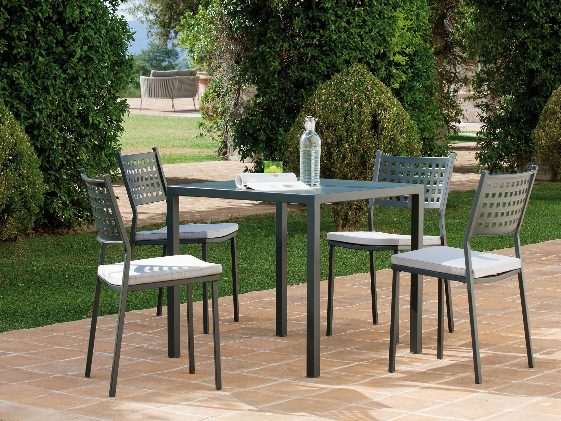 Металлический штабелируемый садовый стул Vermobil ARCH-00044457 - Вид №5