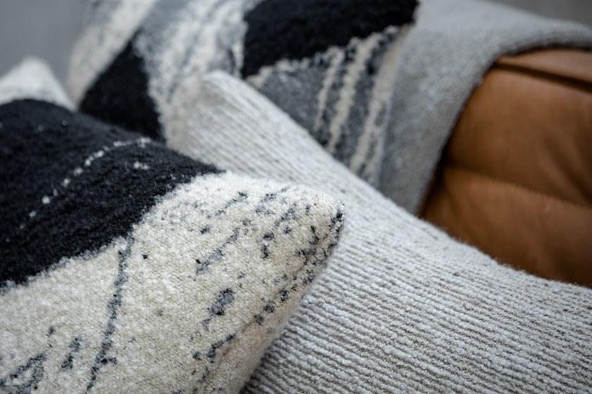 Ethnicraft Подушка из ткани квадратная Refined layers 21036/21037 - Вид №12