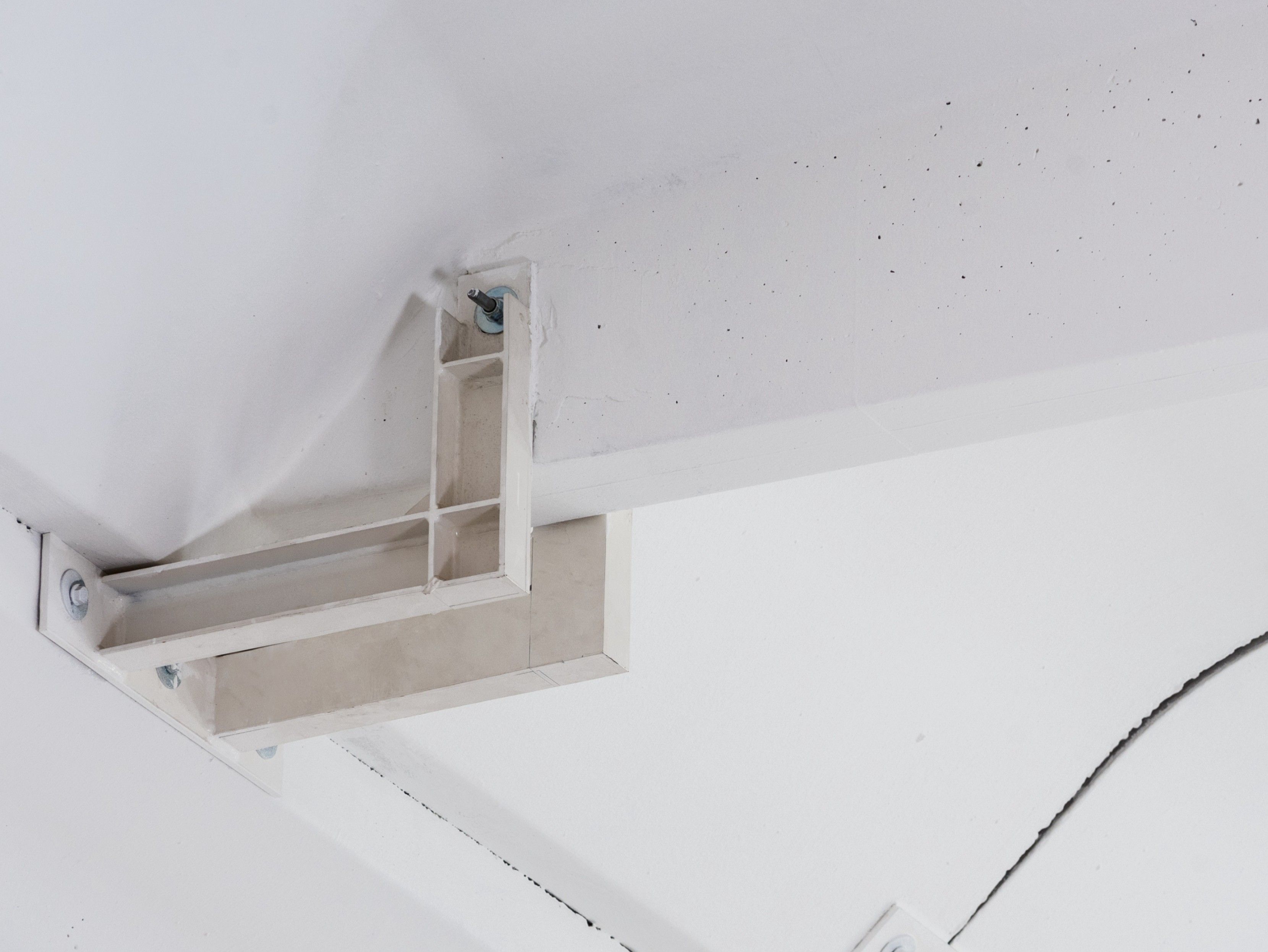 Ограничение сборного фронтона-черепица Seriana Vincolo timpano prefabbricato – tegolo ARCH-00024894