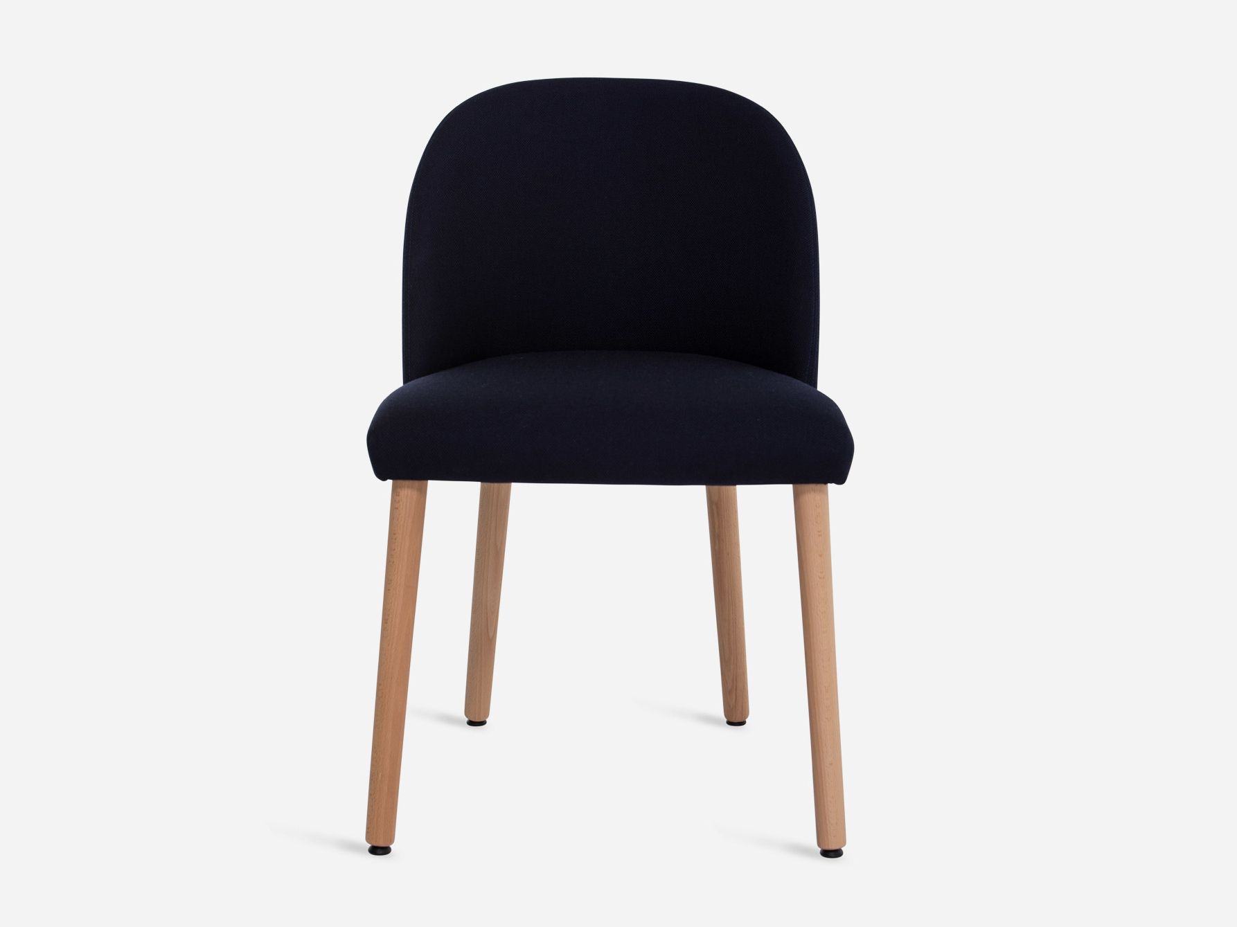 Мягкий стул с тканевой обивкой и деревянными ножками Vergés Cistell Slim ARCH-00148140