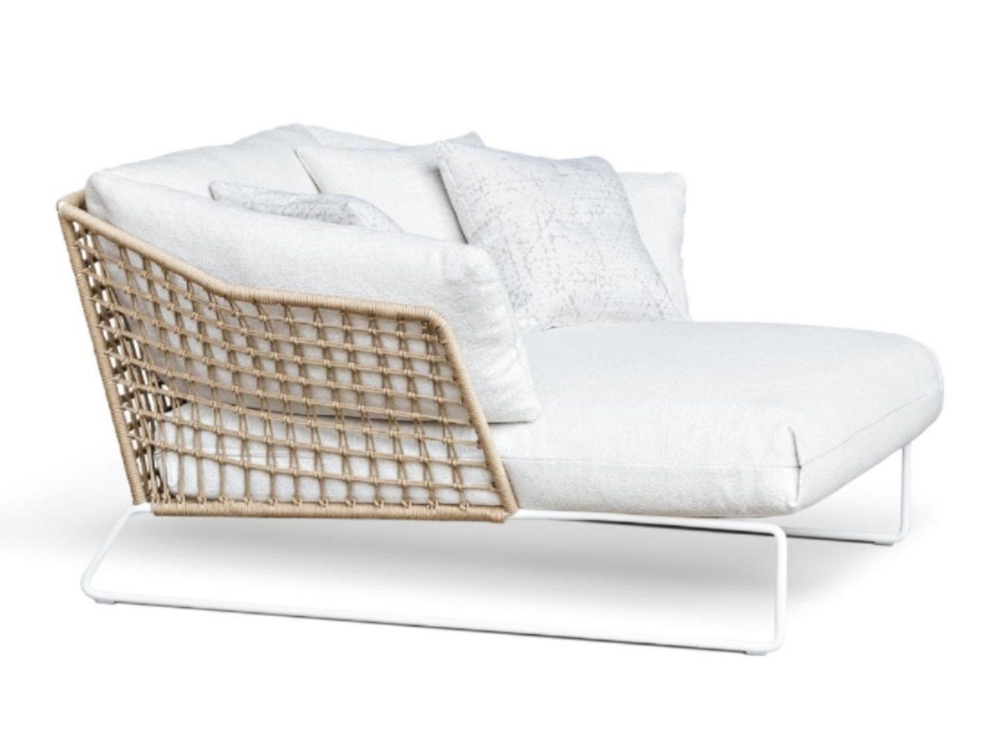 Садовая кровать из технической ткани Saba Italia Нью-Йорк ARCH-00090493