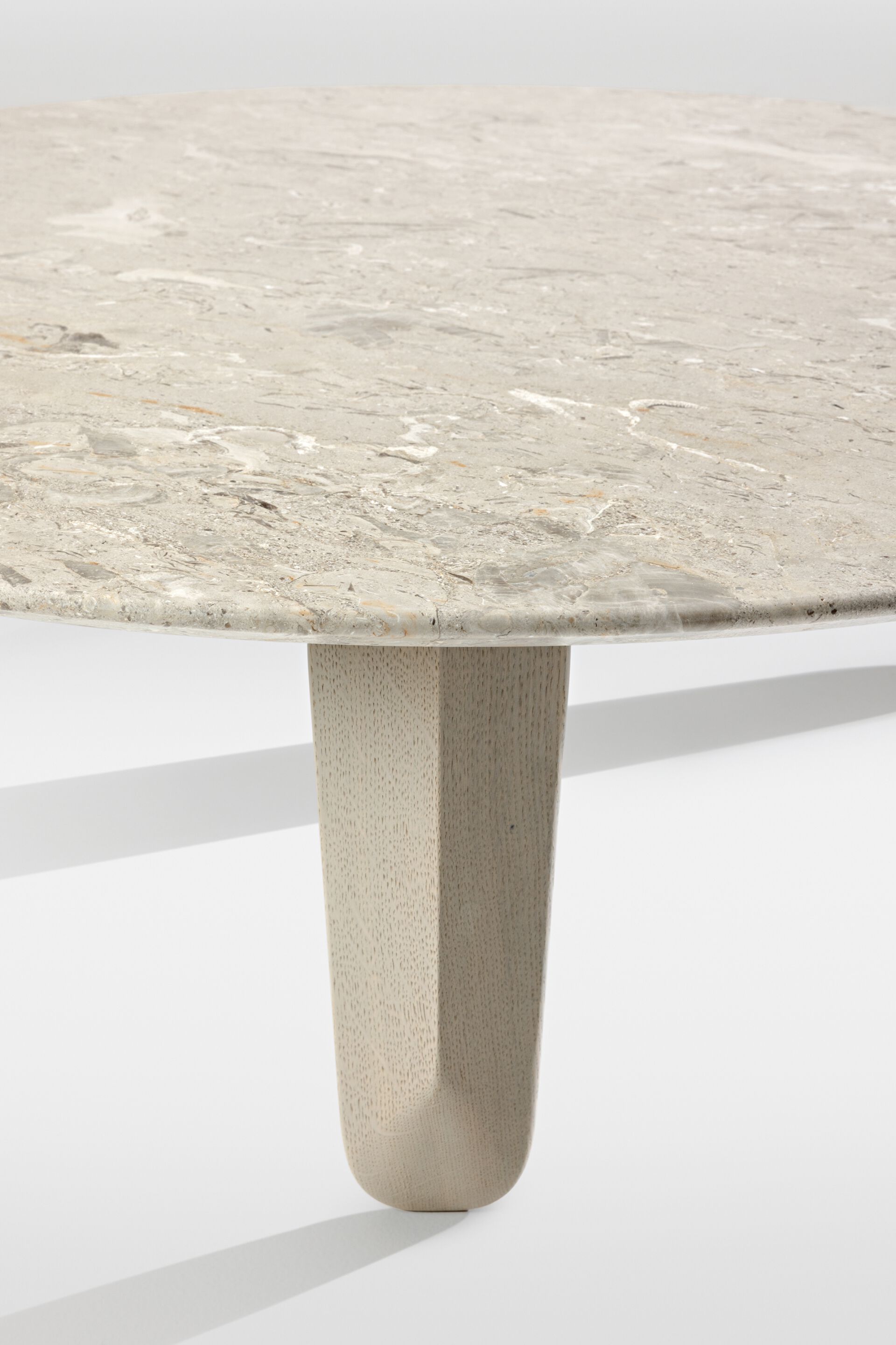 Круглый мраморный журнальный столик ZEITRAUM Kuyu ARCH-00092797 - Вид №1