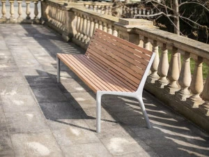 mmcité1 Скамья из стали и дерева со спинкой