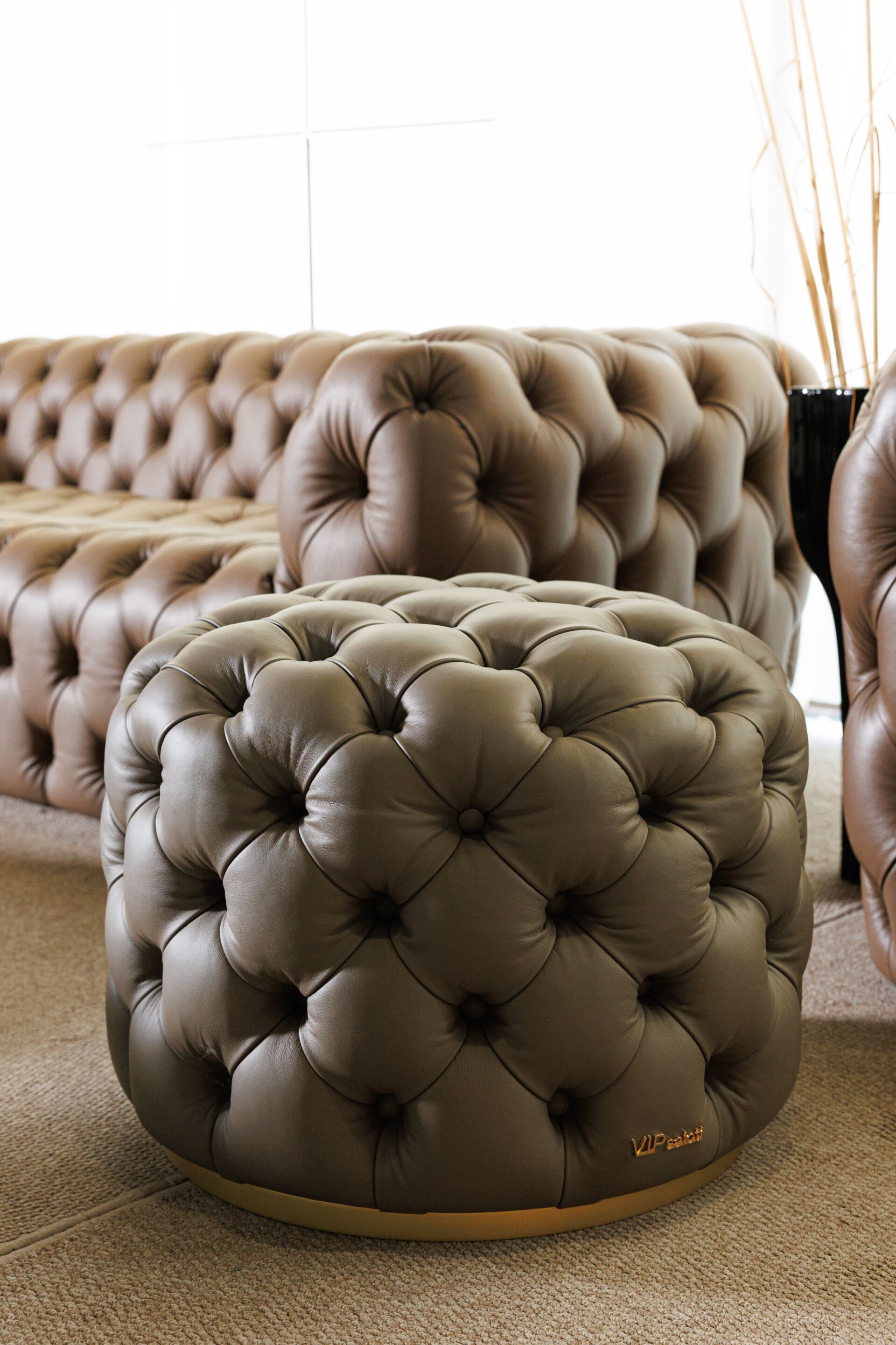 Круглый оттоманка capitonné ABLE POSH ARCH-00090042