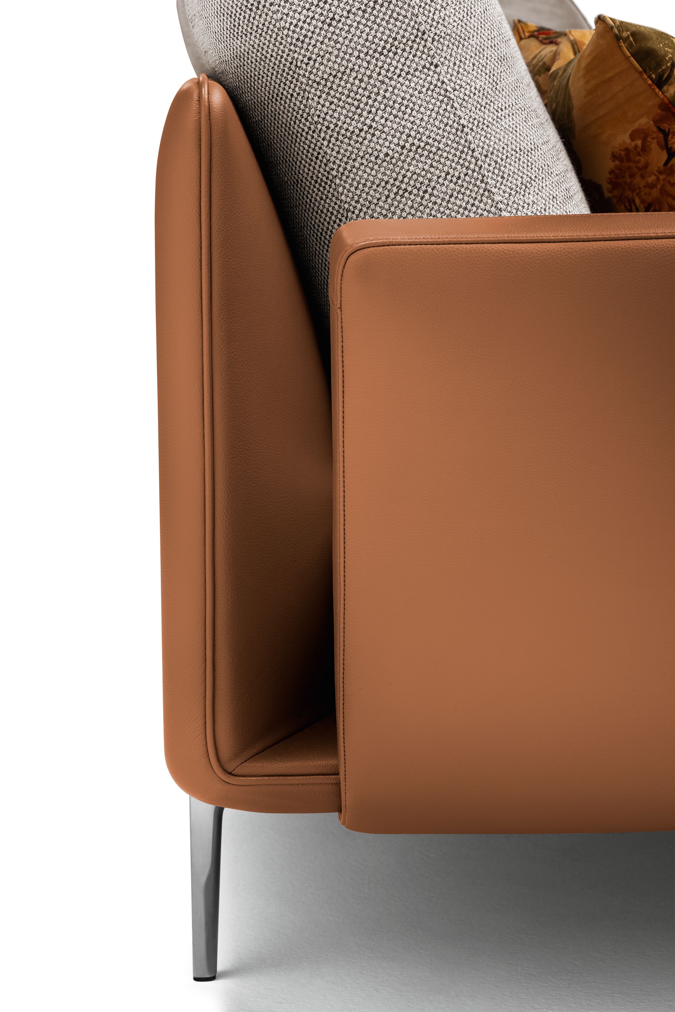 2-местный диван из ткани и кожи Poltrona Frau коллекция-диваны и кресла ARCH-00023593 - Вид №7