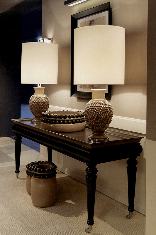 Консоль THOR MARIONI 02073 