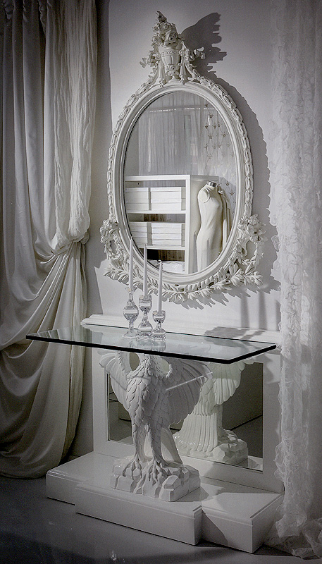 Консоль  BELLONI 2269 