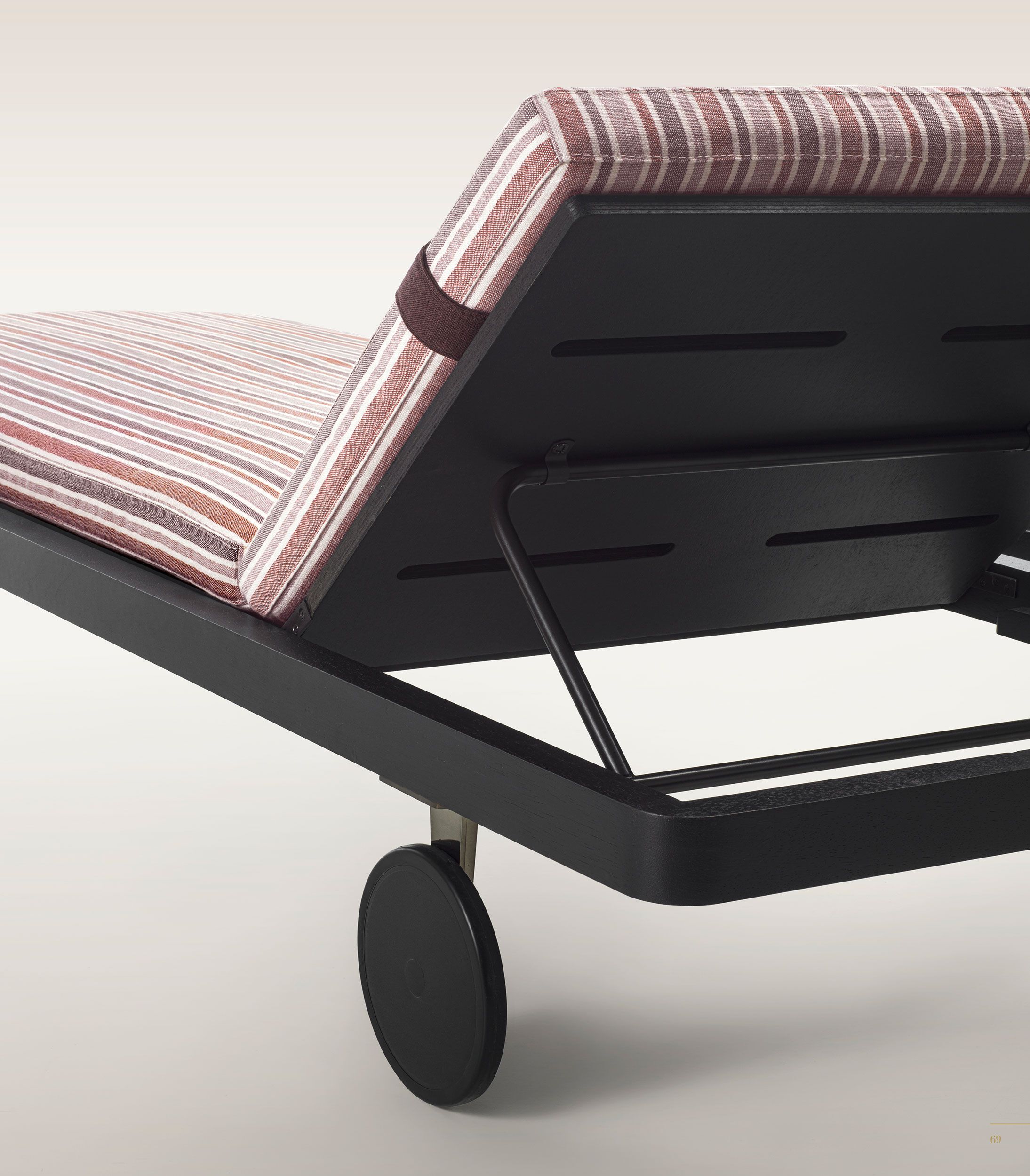 Ироко и ткань откидная Садовая кровать с колесами Longhi курорт ARCH-00145235 - Вид №4