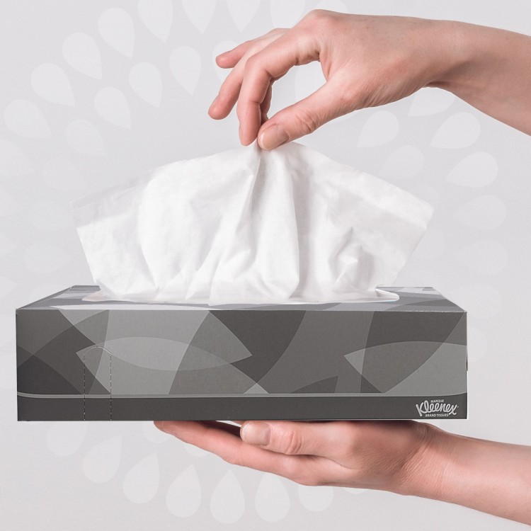 8835 Kimberly Clark Салфетки косметические для лица Kimberly Clark Professional Kleenex 8835 К1 22х19 2-слойные 21 пачка по 100 листов белый  - Вид №3