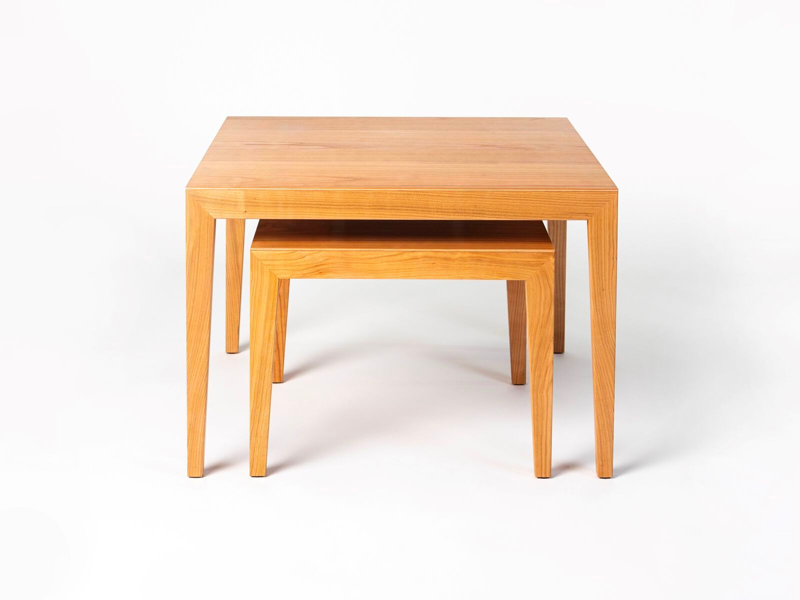 Квадратный журнальный столик из массива дерева sixay furniture THEO Coffee Table ARCH-00040469 - Вид №1