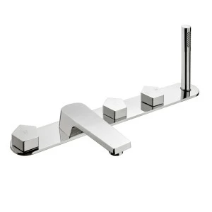 Настольная группа на 5 отверстий с тарелкой и подачей воды из излива. PARK NEWFORM Италия