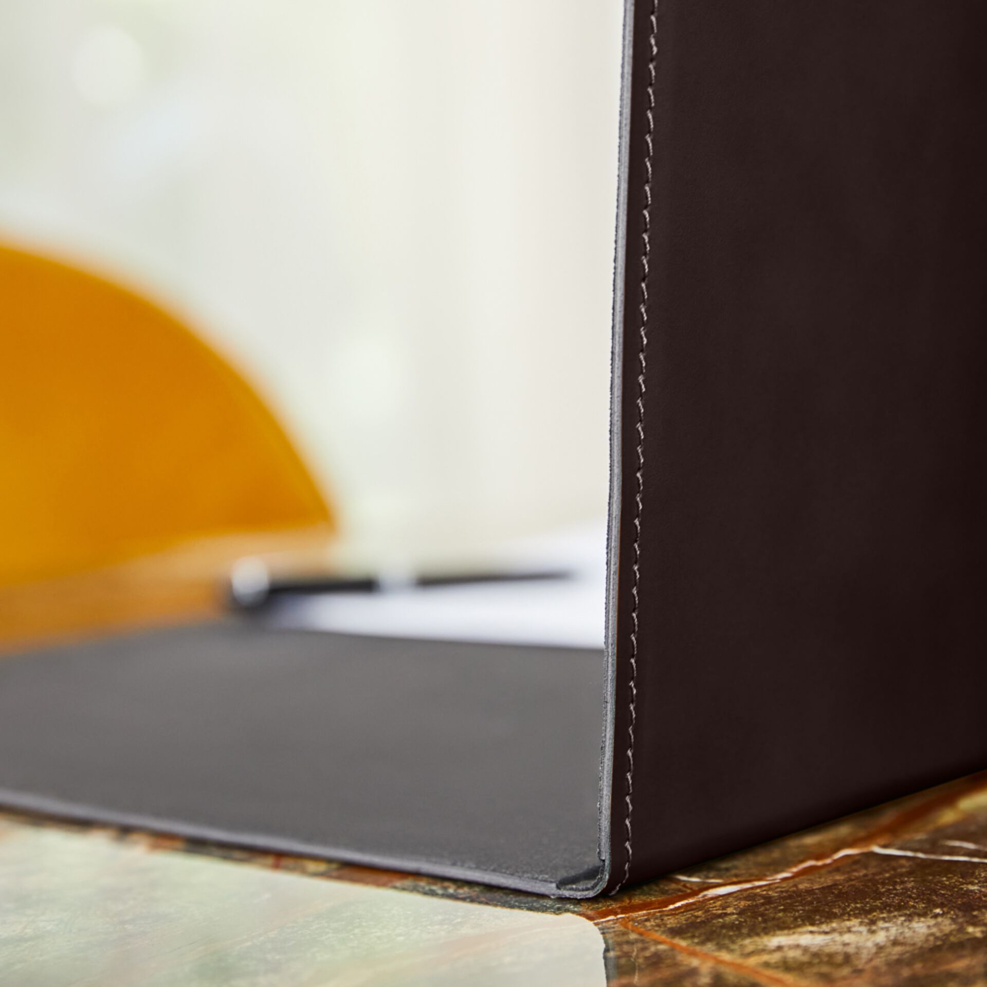 Подпушка из регенерированной кожи EGLOOH GEMINI ARCH-00153259 - Вид №25